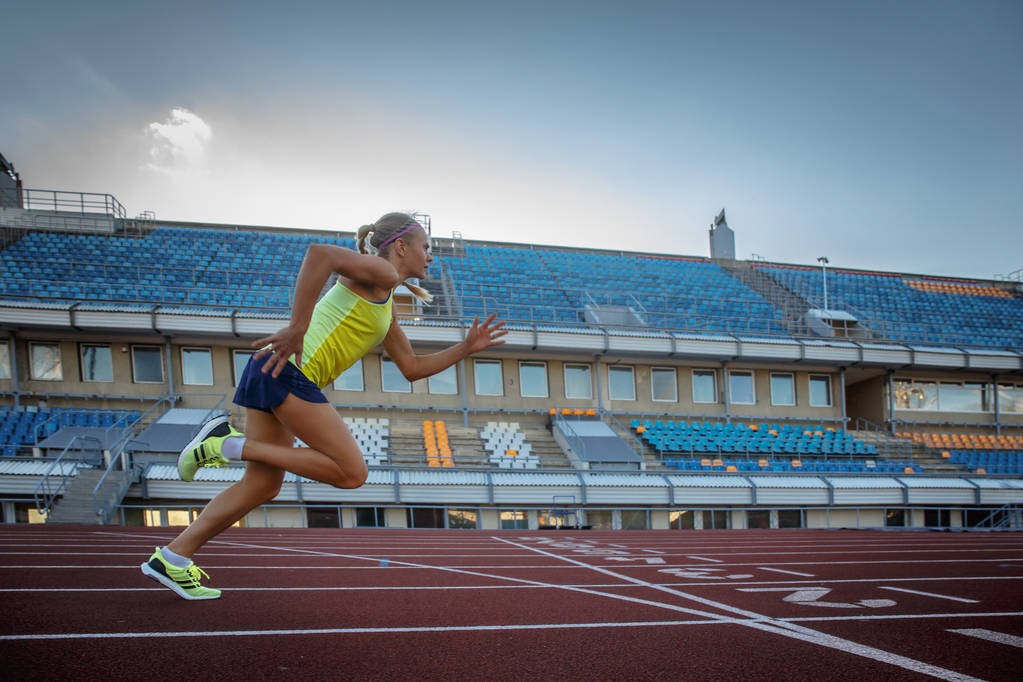 [@cmwinterburn] 来源：The United Stand克里斯托弗·维维尔将在曼联新主帅遴选及后续球员招募工作中承担更核心的职责。